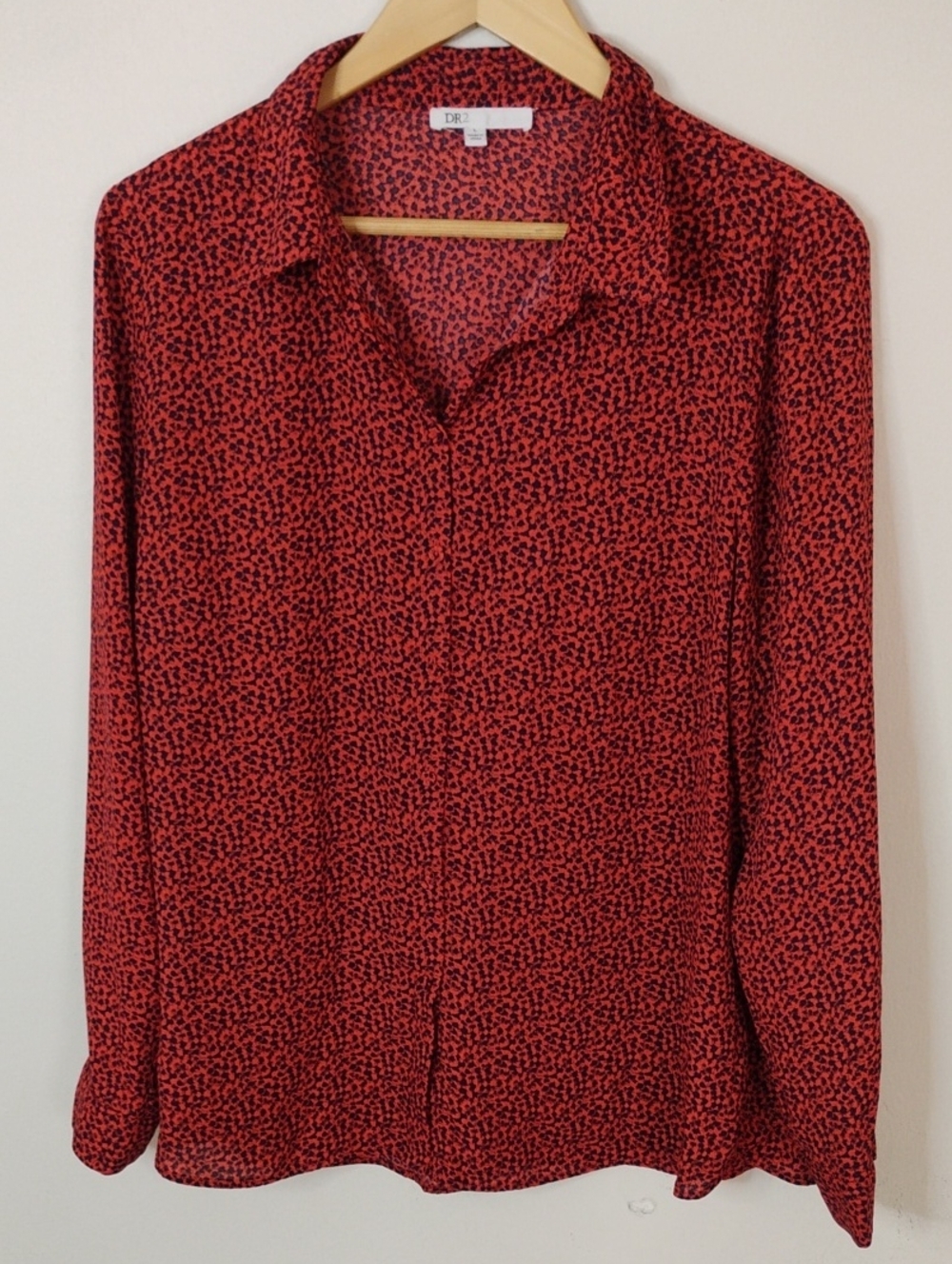 DR2 Red Button-Up Shirt with Blue Speckle Print L